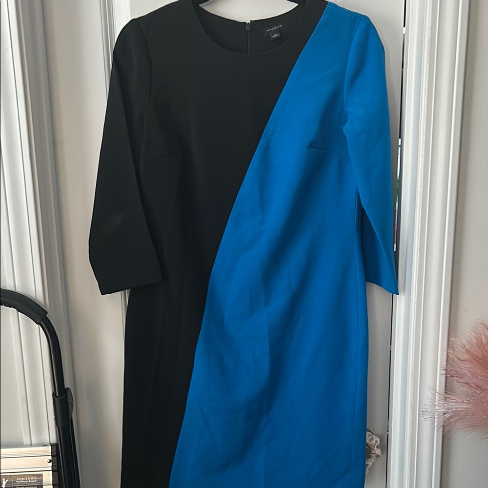 Elegant Black and Blue Colorblock Dress